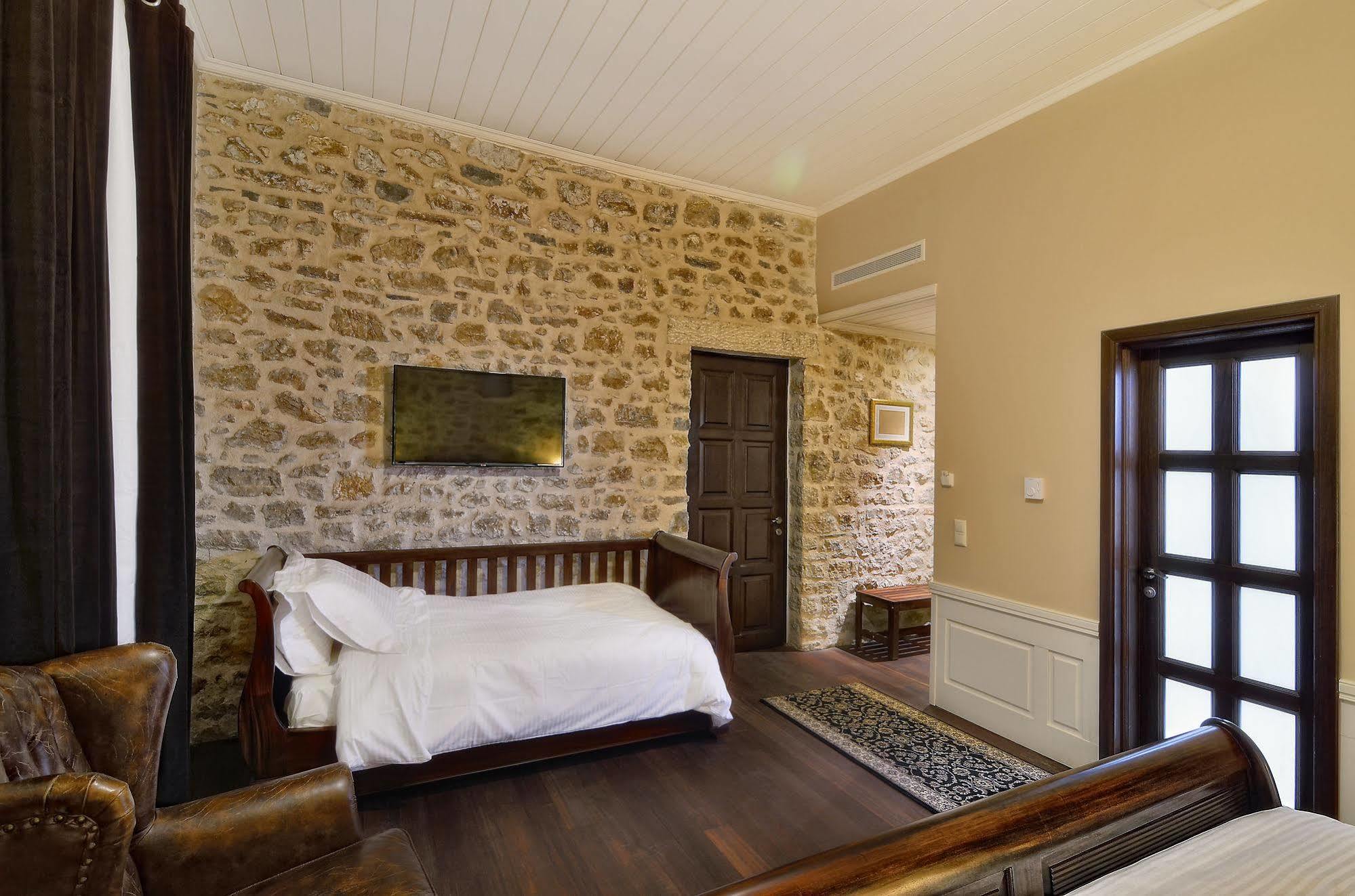 Heritage Hotels- Hotel Kalari Ioannina Exterior photo