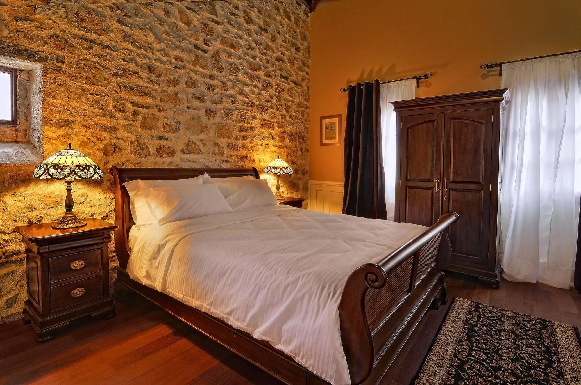 Heritage Hotels- Hotel Kalari Ioannina Exterior photo